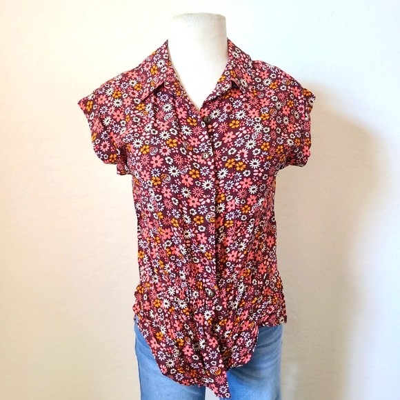 Floral, Vintage Style Button Down, Crop Top, Collar Bronze Buttons New With Tags - Picture 3 of 10
